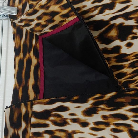 Worthington Safari Animal Print  Skirt. Fully lined. Size 12 - Picture 5 of 8